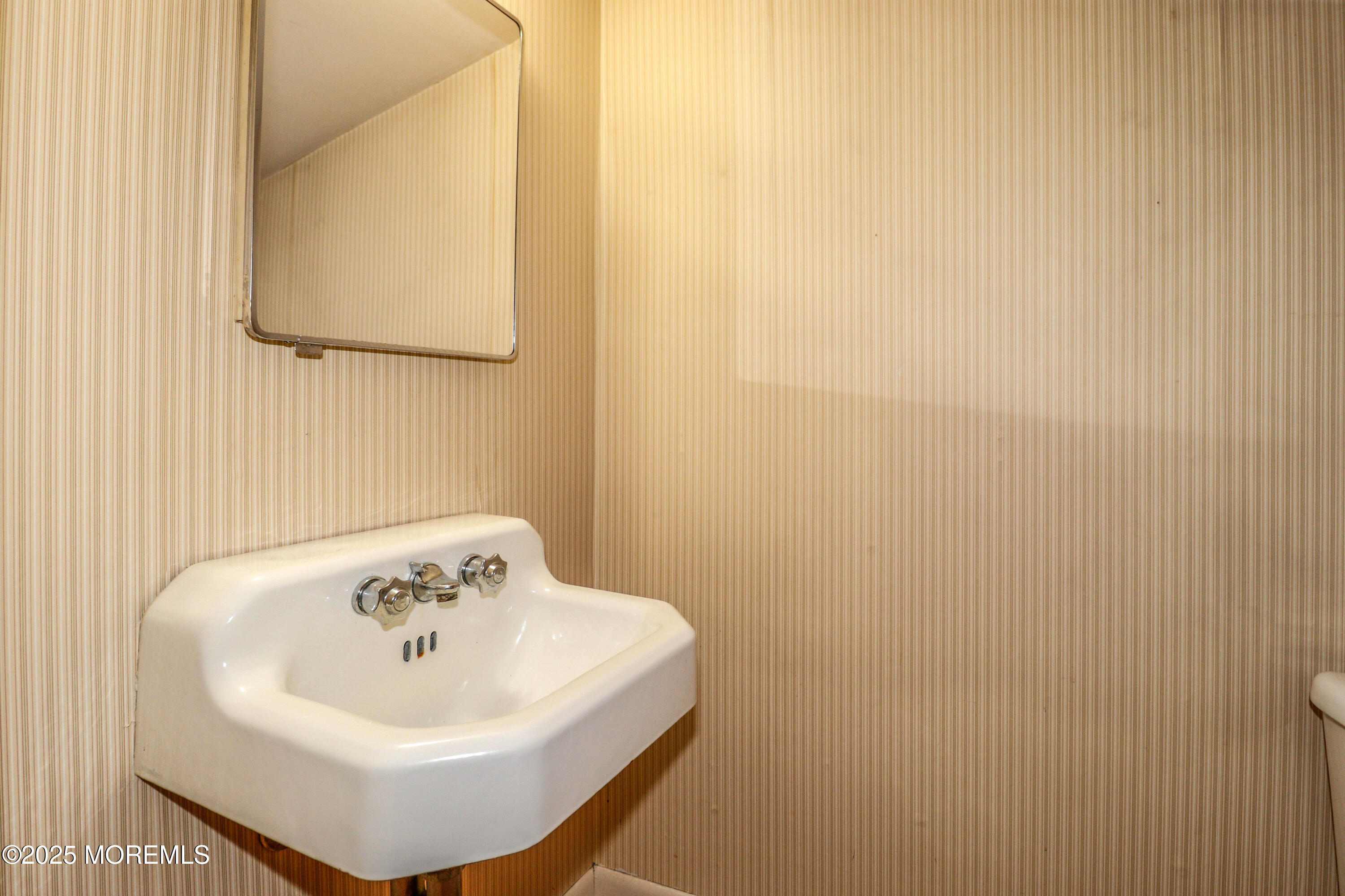 61 Reservation Row Brick, NJ 08723 - Photo 24 of 27 Half Bath Second Floor