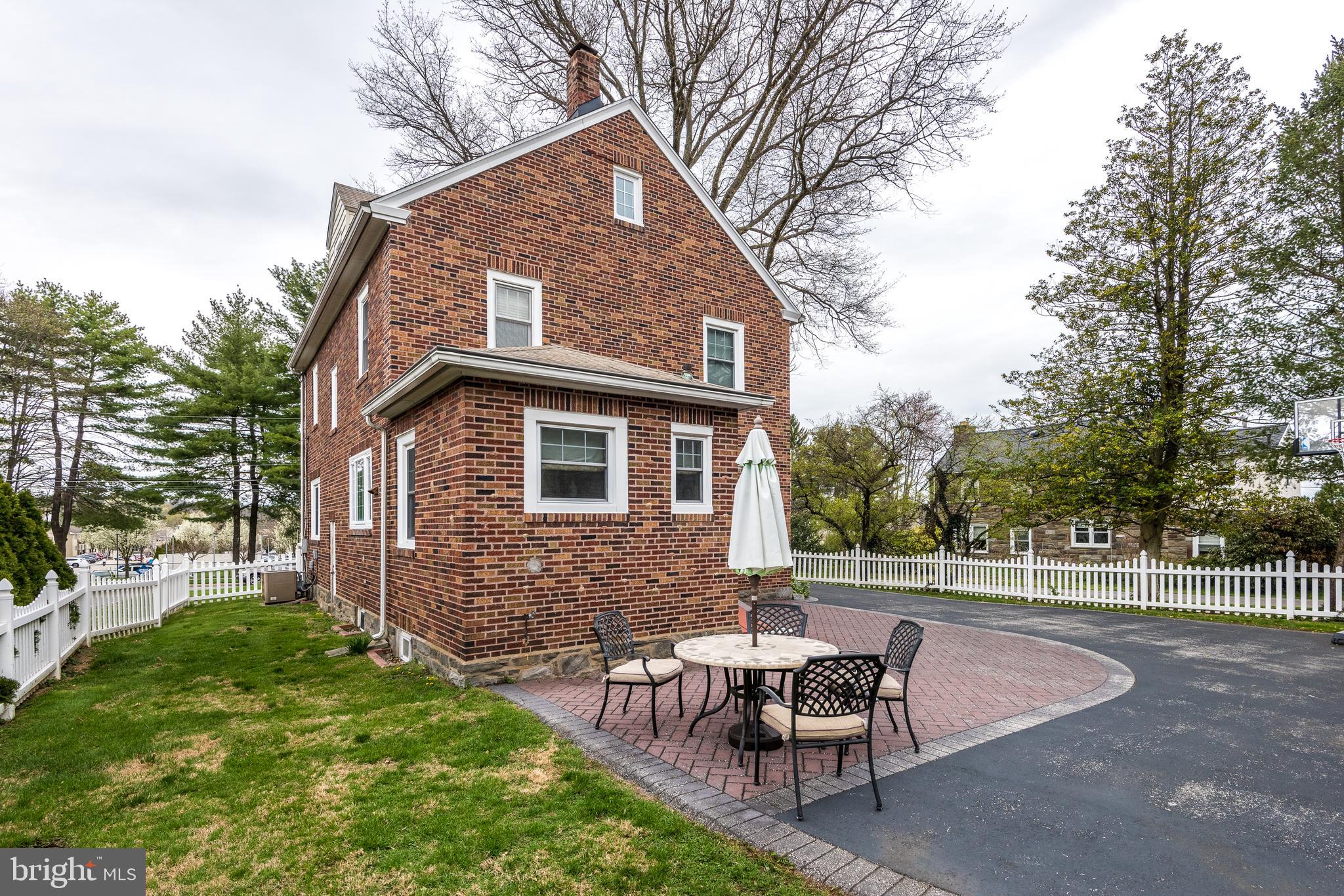 373 Sugartown Road Wayne, PA 19087 - Photo 6 of 44 Exterior Back View