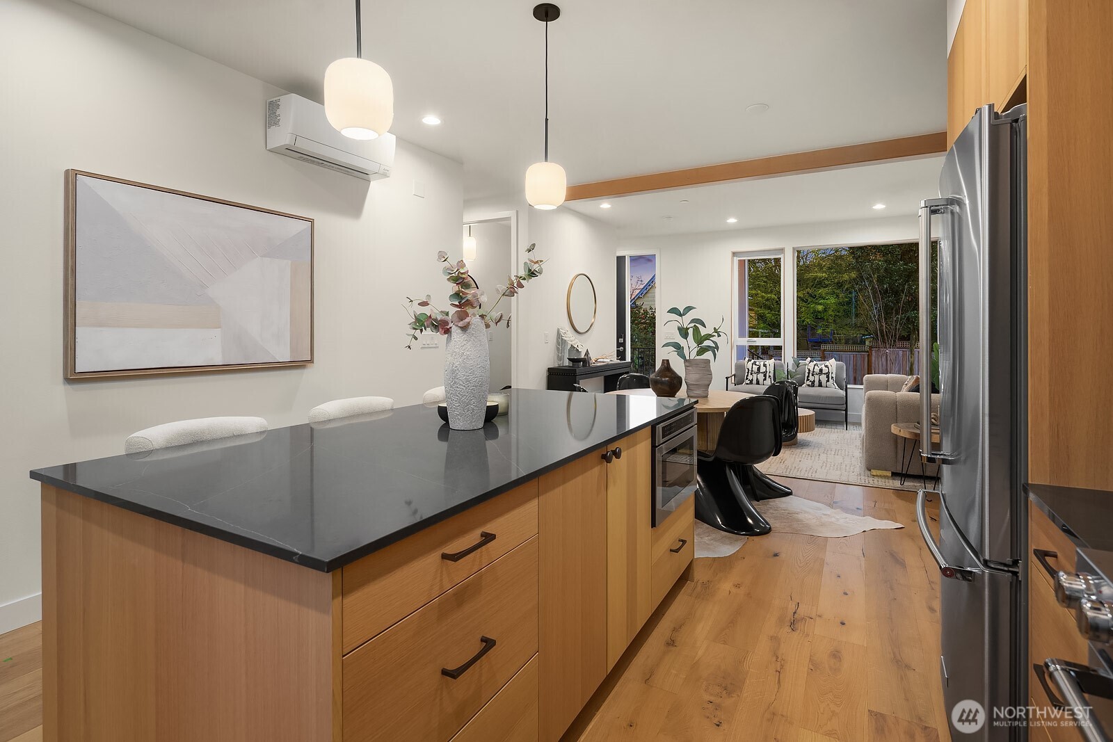 1808 East Mercer Street Seattle, WA 98112 - Photo 14 of 32