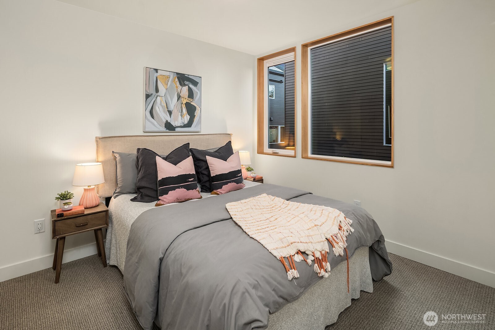 1808 East Mercer Street Seattle, WA 98112 - Photo 21 of 32