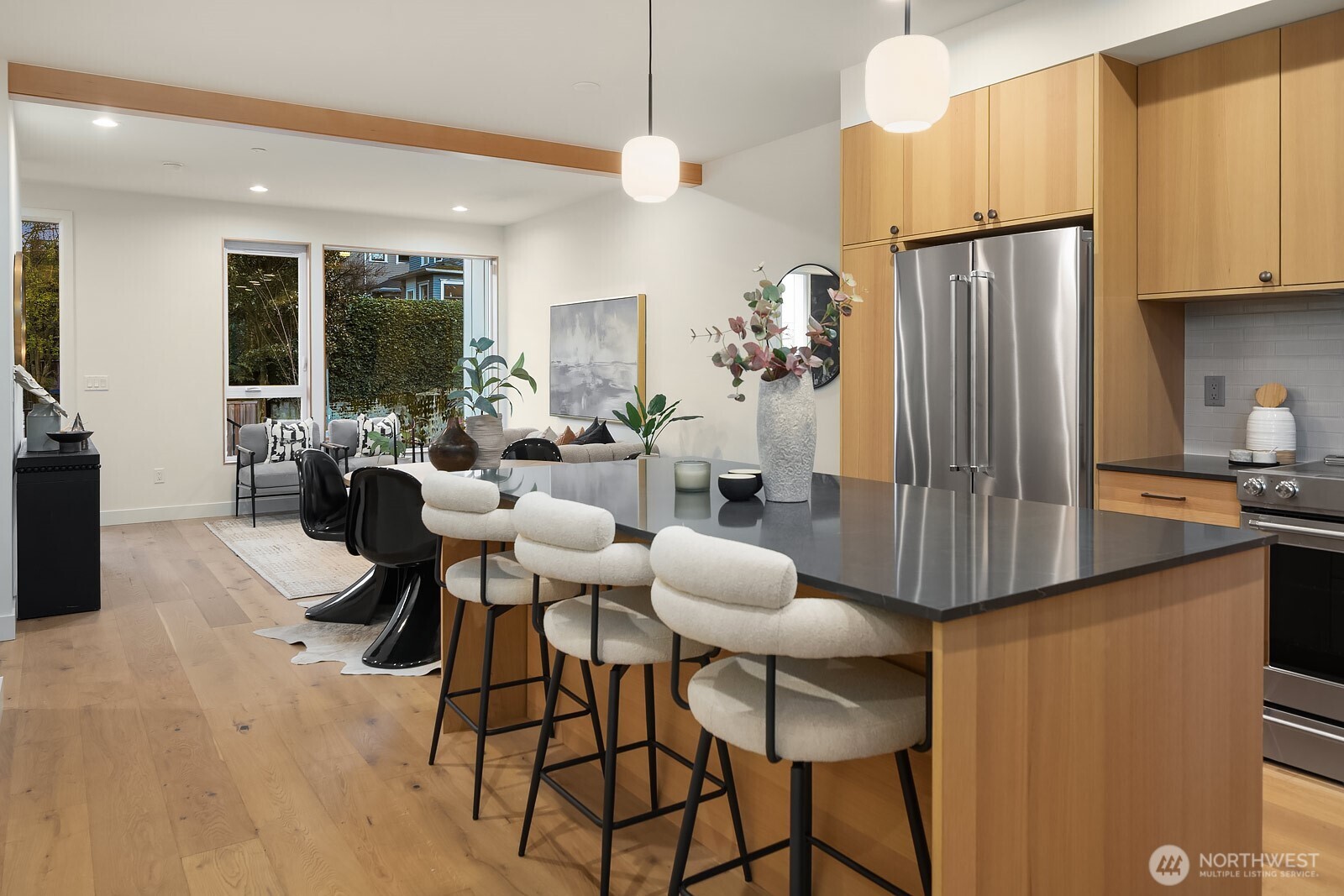 1808 East Mercer Street Seattle, WA 98112 - Photo 10 of 32