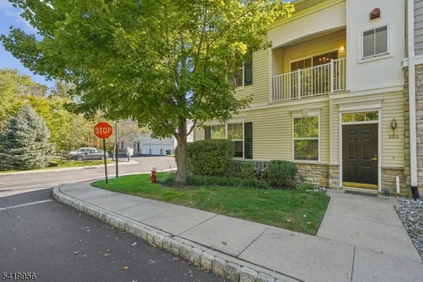 $3,200 | 203 Stone Creek Court, Whippany, NJ 07981