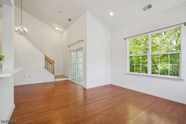 $3,200 | 203 Stone Creek Court, Whippany, NJ 07981
