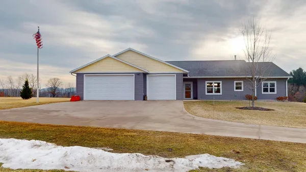 $495,000 | N16040 County Road K, Gale, WI 54630