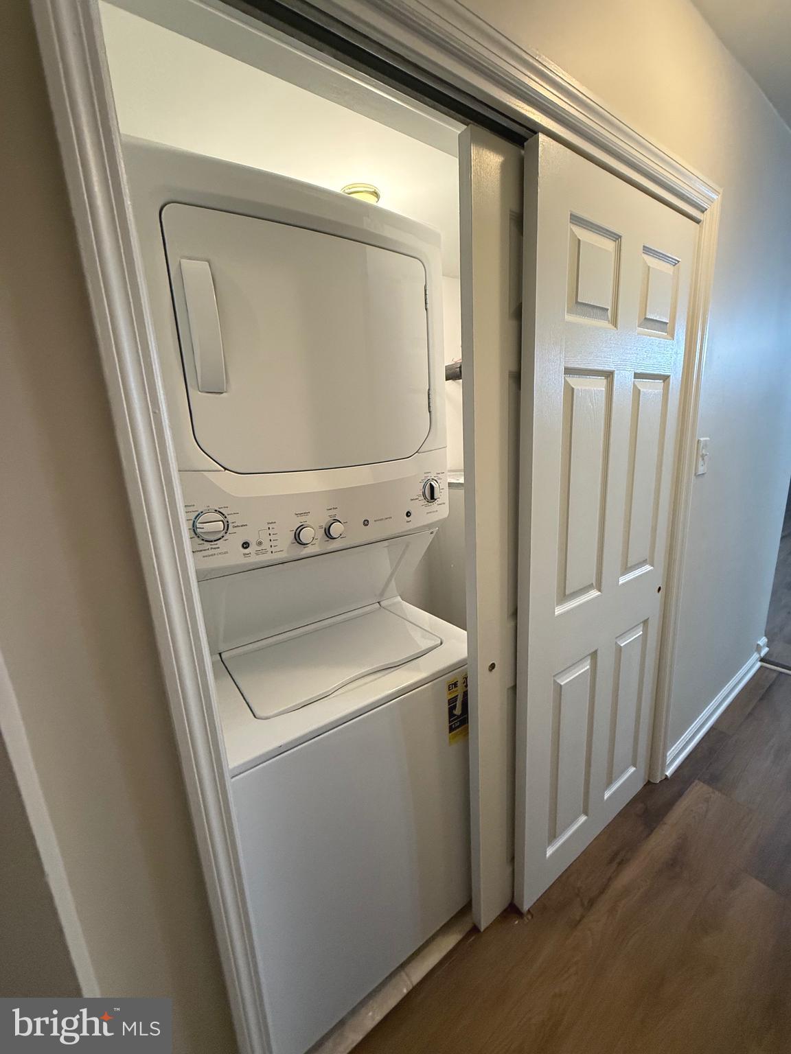 1722 Oak Road Feasterville-Trevose, PA 19053 - Photo 29 of 30 Washer/dryer