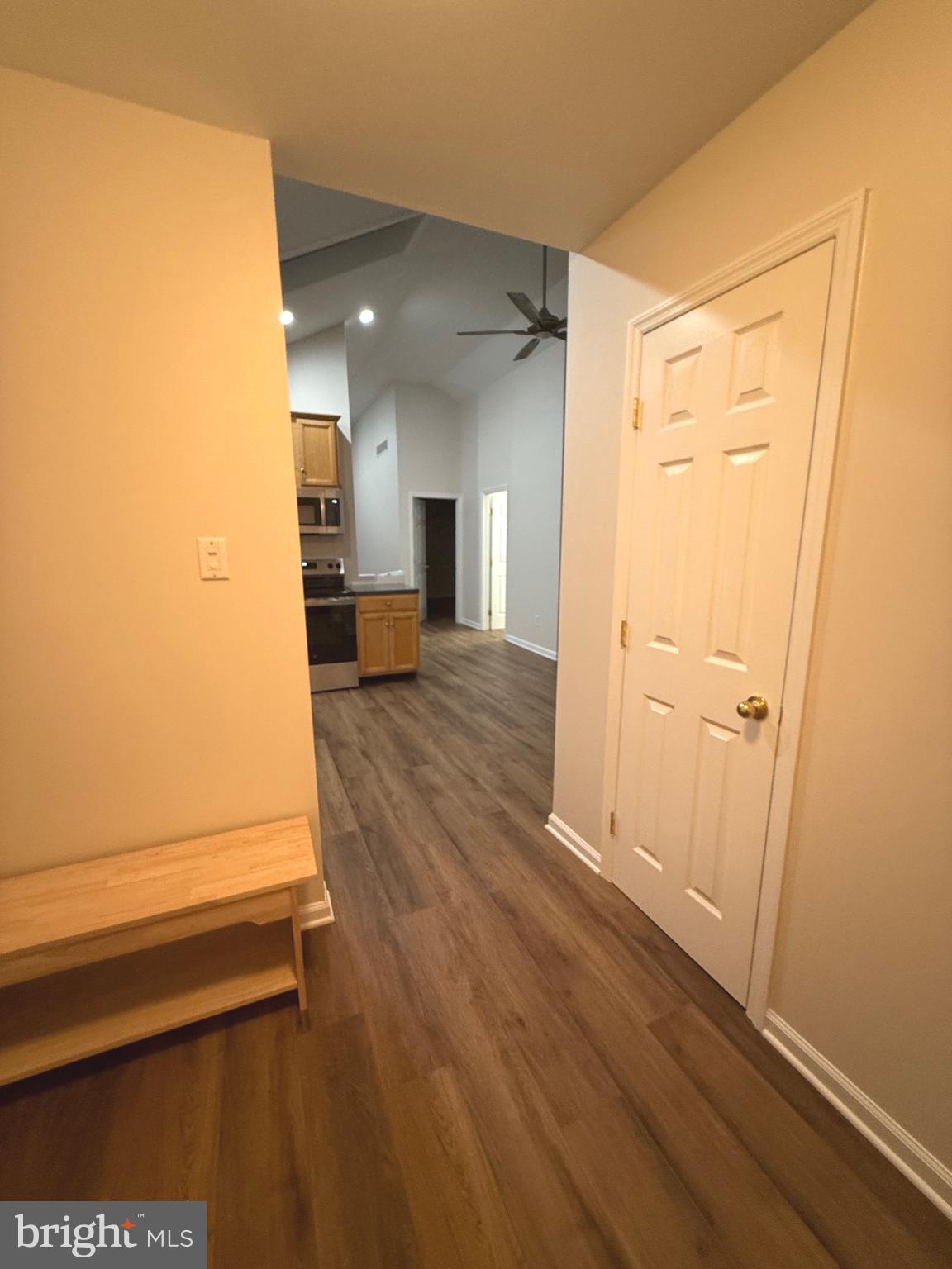 1722 Oak Road Feasterville-Trevose, PA 19053 - Photo 5 of 30 Entryway View