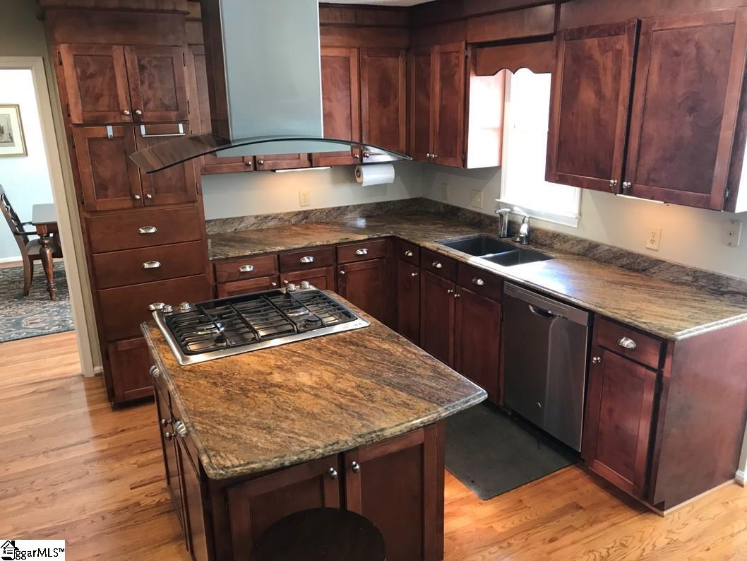 304 Spring Forest Road Greenville, SC 29615 - Photo 2 of 21 Gallery Image 2