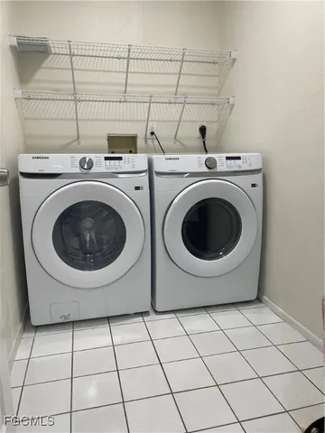 $1,425 | 841 Gleason Parkway, Unit 5, Cape Coral, FL 33914