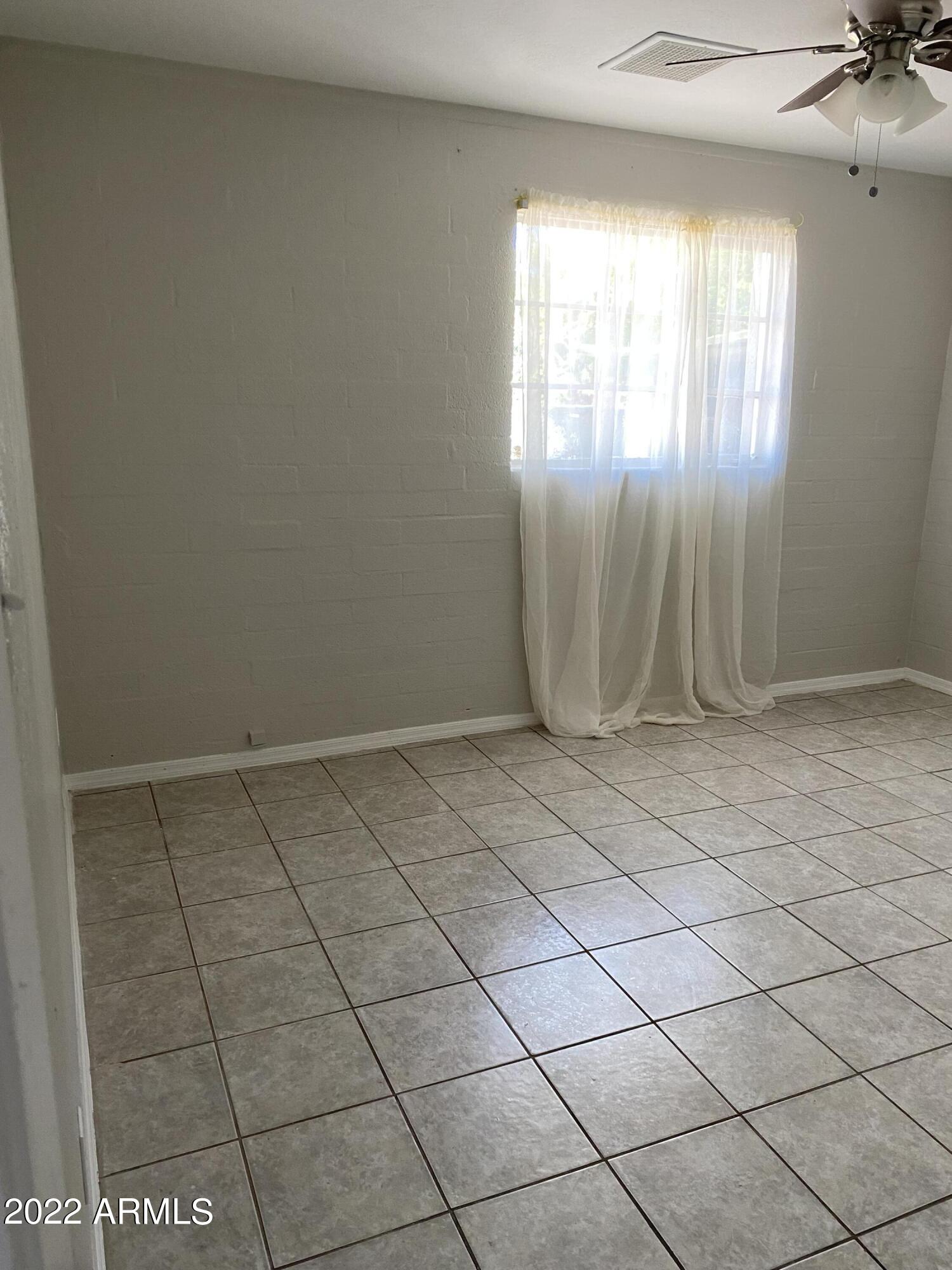 3736 West Thomas Road Phoenix, AZ 85019 - Photo 5 of 10 3736b2