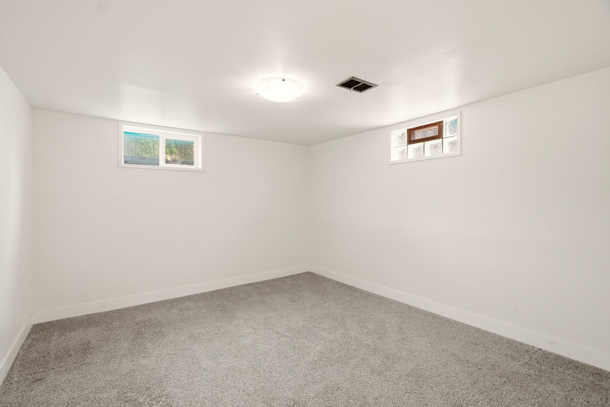 4227 North Post Street Spokane, WA 99205 - Photo 22 of 43
