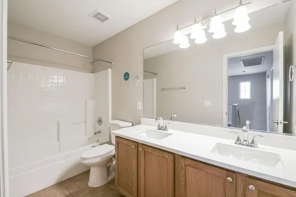 $2,920 | 3915 West Buckskin Trail, Phoenix, AZ 85083