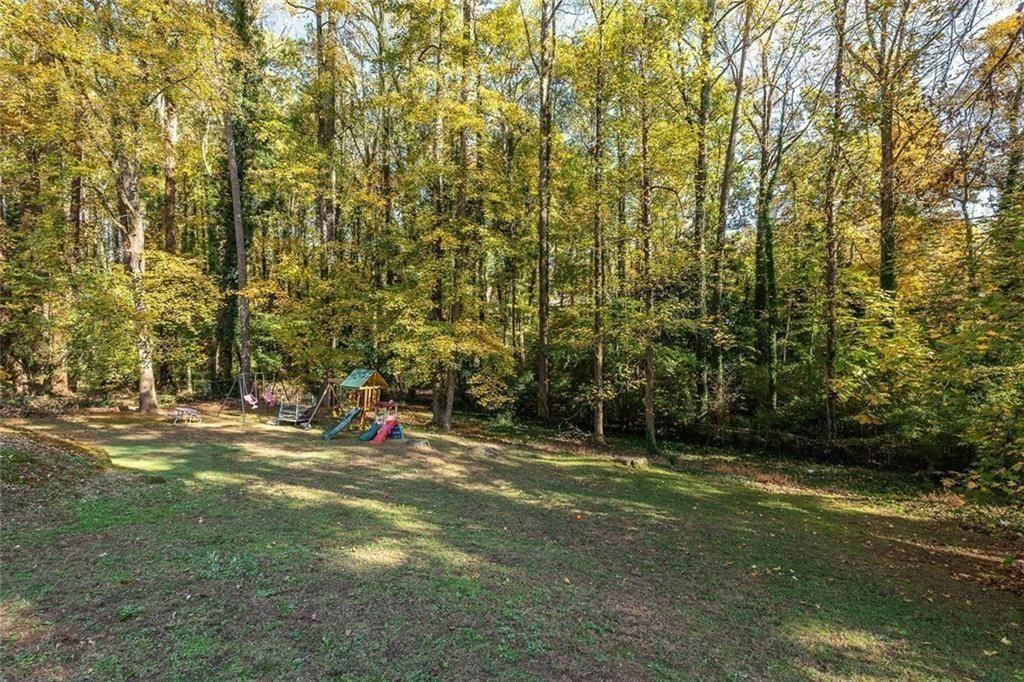 10905 Shallowford Road Roswell, GA 30075 - Photo 25 of 31