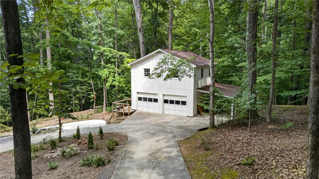 6809 Brookbank Road Summerfield, NC 27358 - Photo 5 of 50