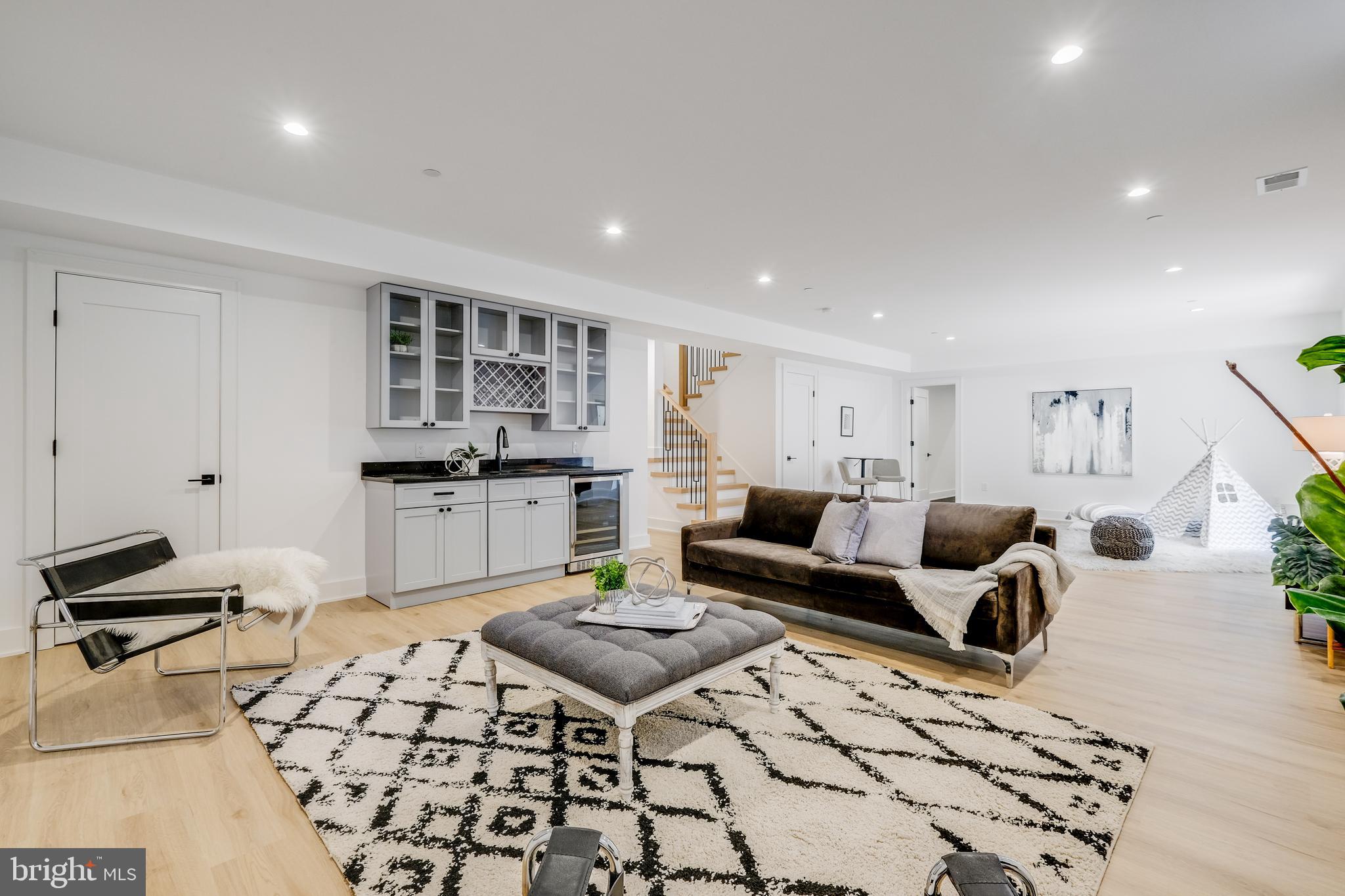 9202 Ewing Drive Bethesda, MD 20817 - Photo 41 of 59