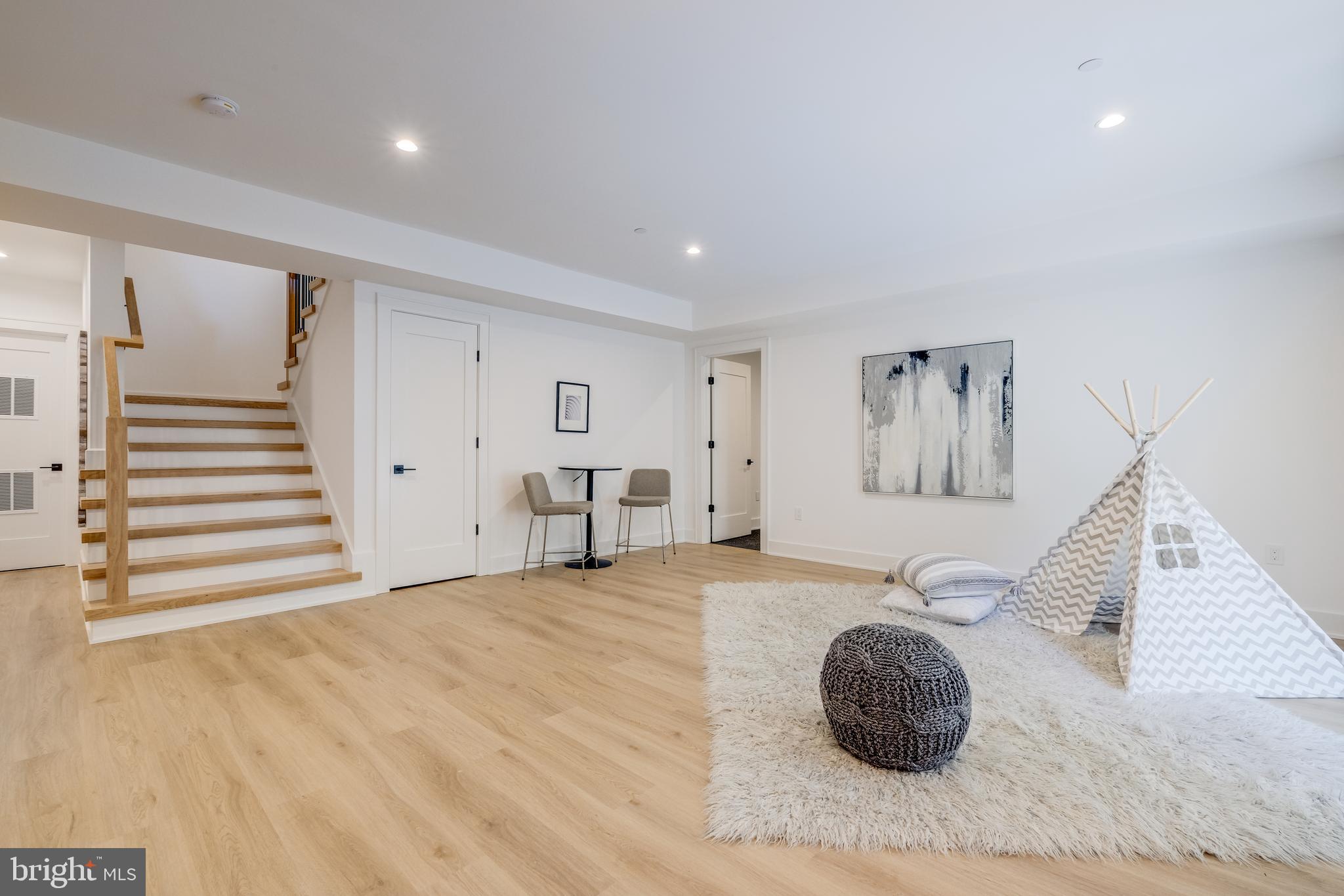 9202 Ewing Drive Bethesda, MD 20817 - Photo 43 of 59