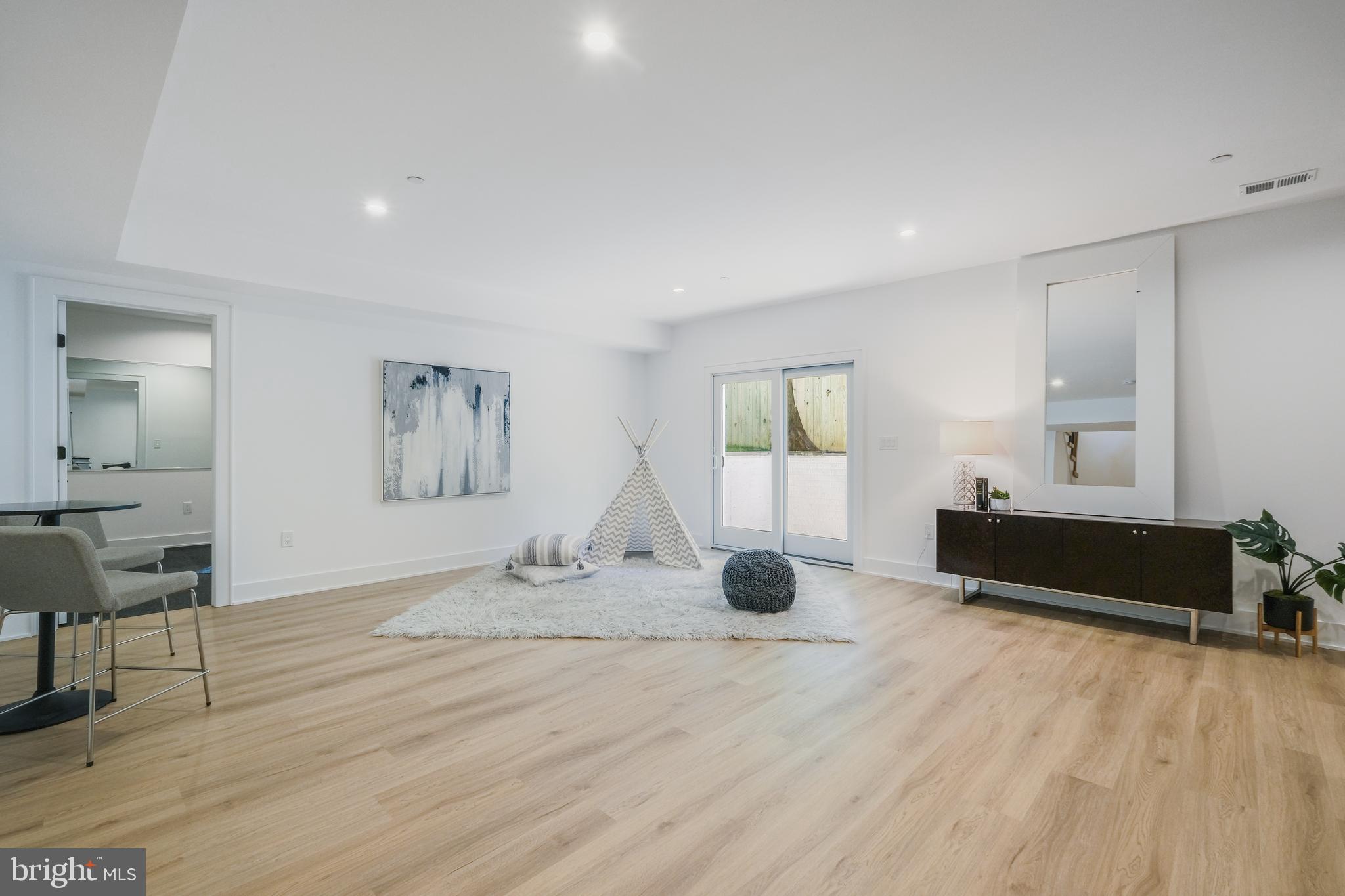 9202 Ewing Drive Bethesda, MD 20817 - Photo 44 of 59