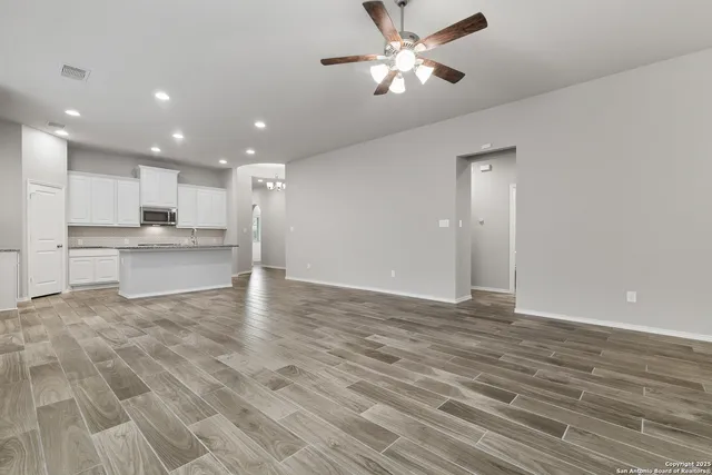 $299,900 | 2964 Grove Terrace, Seguin, TX 78155