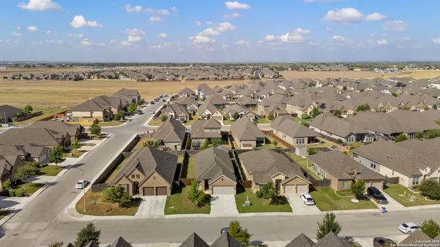 $299,900 | 2964 Grove Terrace, Seguin, TX 78155