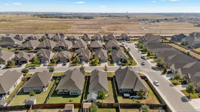 $299,900 | 2964 Grove Terrace, Seguin, TX 78155