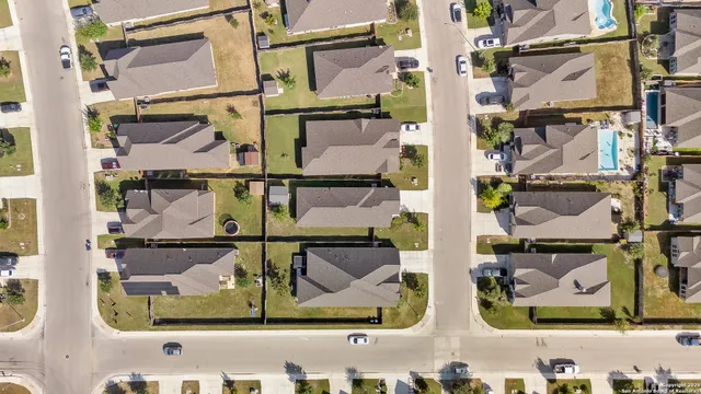 $299,900 | 2964 Grove Terrace, Seguin, TX 78155