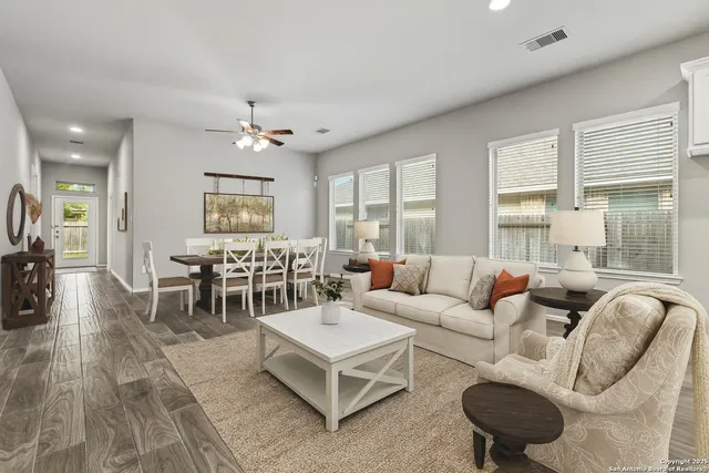 $299,900 | 2964 Grove Terrace, Seguin, TX 78155