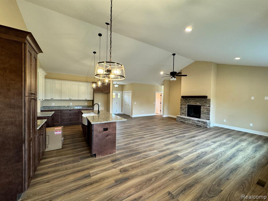 190 Darwin Road Pinckney, MI 48169 - Photo 11 of 32