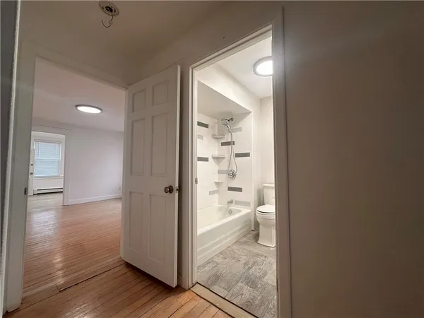 $2,500 | 31 Ceres Street, Unit 1, Providence, RI 02908