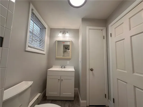 $2,500 | 31 Ceres Street, Unit 1, Providence, RI 02908