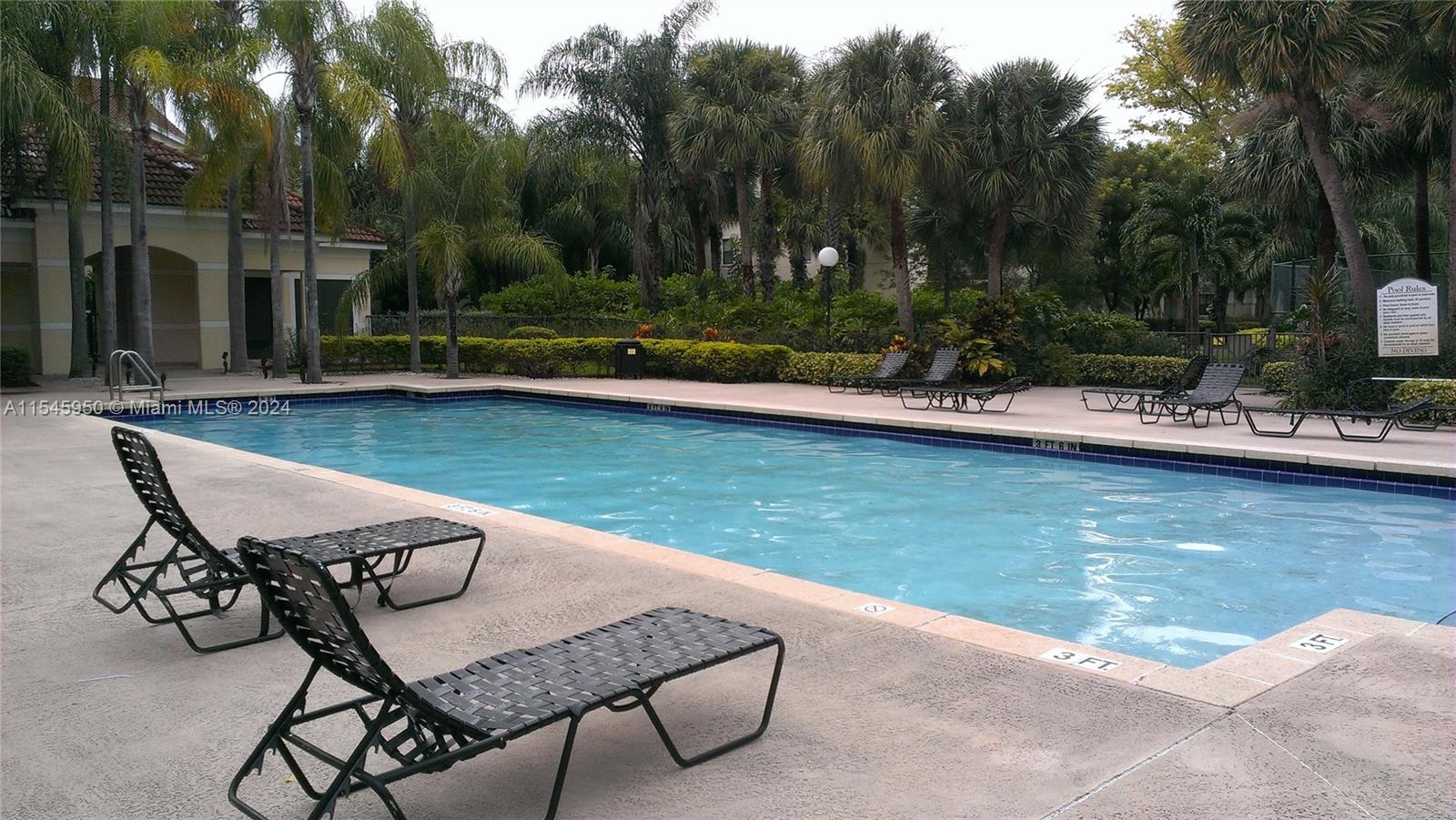 630 South Park Road, Unit 2113 Hollywood, FL 33021 - Photo 1 of 8 Gallery Image 1