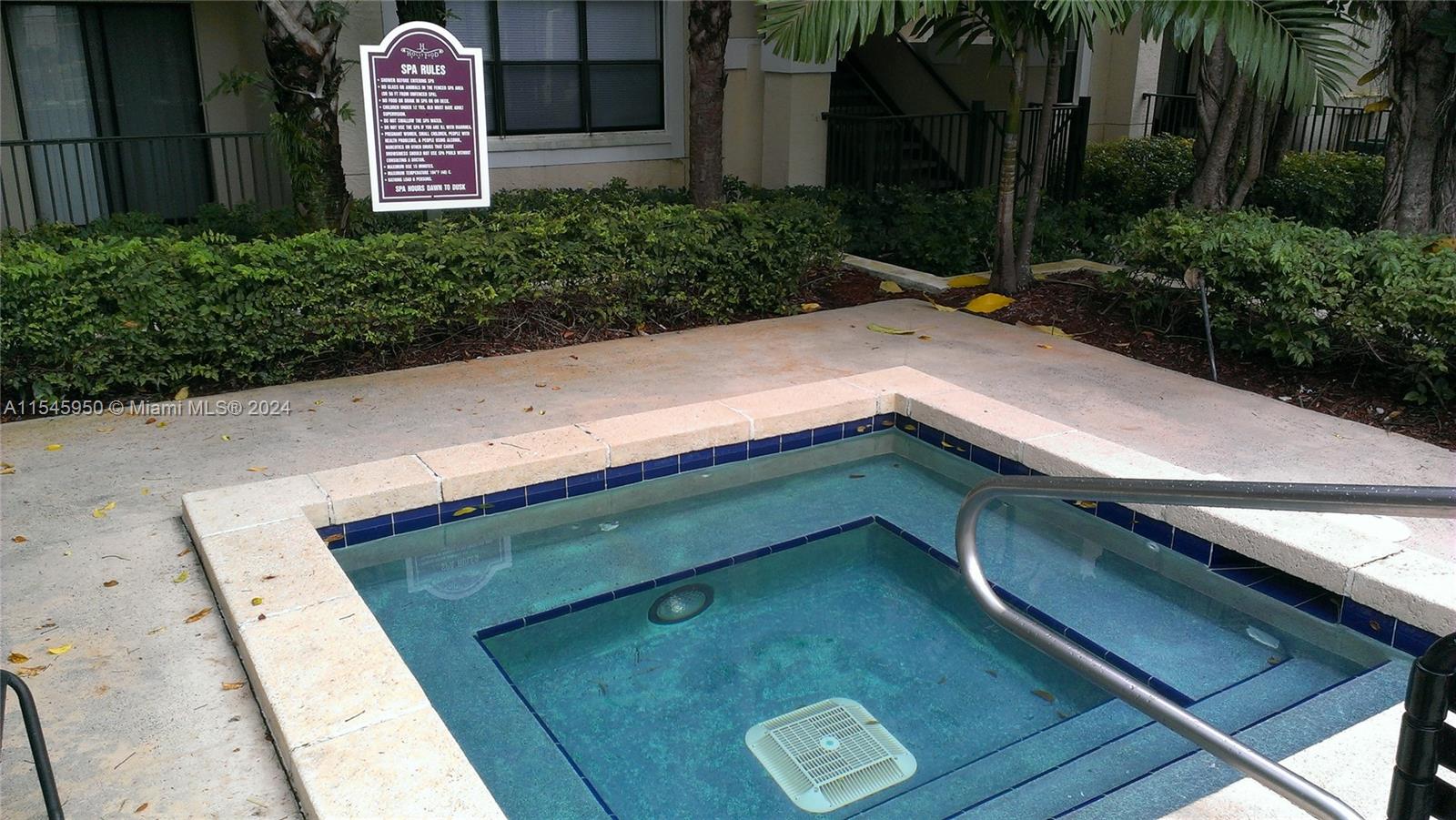 630 South Park Road, Unit 2113 Hollywood, FL 33021 - Photo 2 of 8 Gallery Image 2