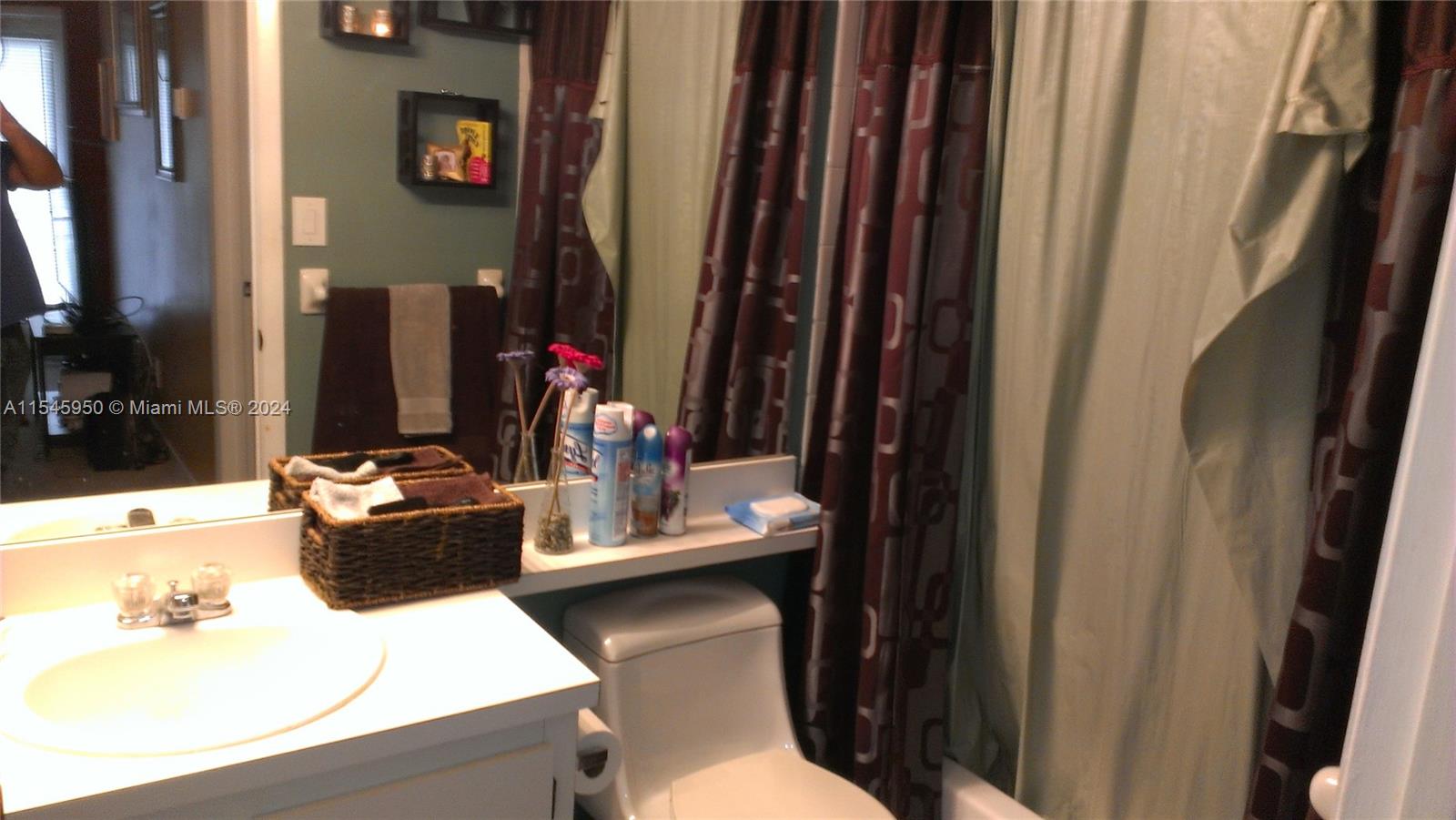 630 South Park Road, Unit 2113 Hollywood, FL 33021 - Photo 8 of 8 Gallery Image 8