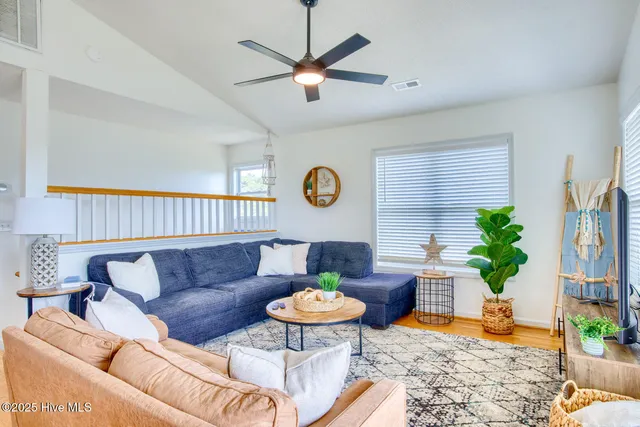 $3,200 | 474 Chadwick Acres Road, Sneads Ferry, NC 28460