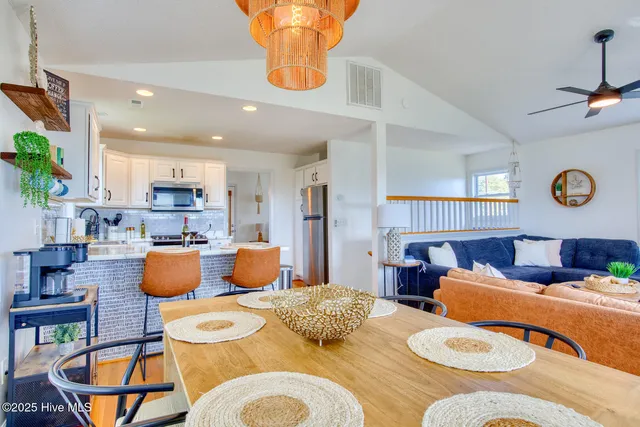 $3,200 | 474 Chadwick Acres Road, Sneads Ferry, NC 28460