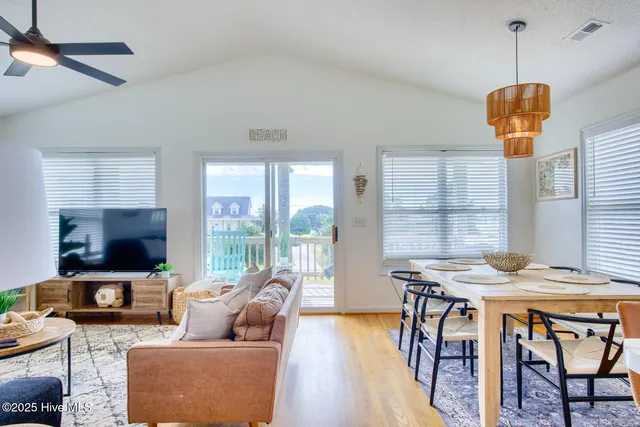 $3,200 | 474 Chadwick Acres Road, Sneads Ferry, NC 28460