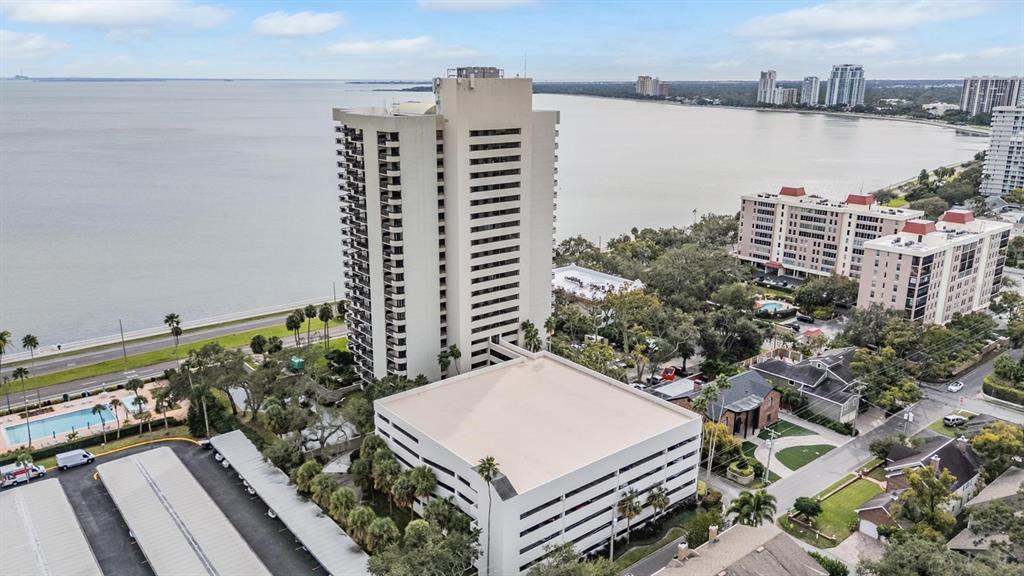 2413 Bayshore Boulevard, Unit 1004 Tampa, FL 33629 - Photo 33 of 36 a view of a city and lake