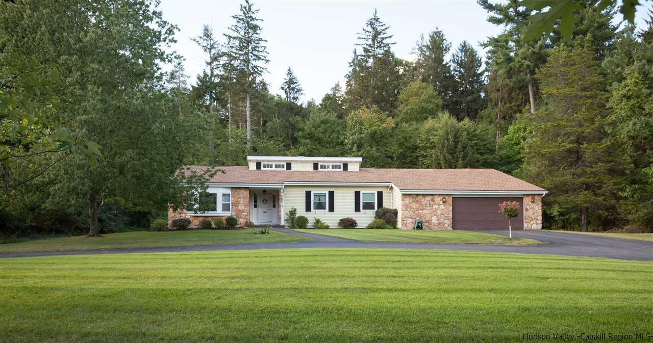 22 Royal Oak Road Stone Ridge, NY 12484 - Photo 1 of 28 Photo 1