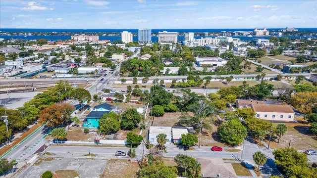 $700,000 | 1504 North Sapodilla Avenue, West Palm Beach, FL 33401