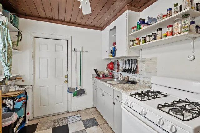 $700,000 | 1504 North Sapodilla Avenue, West Palm Beach, FL 33401