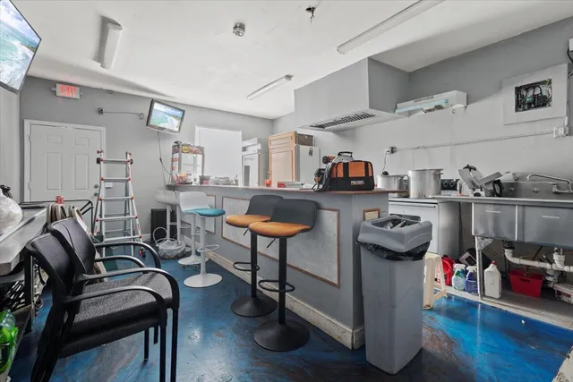 $700,000 | 1504 North Sapodilla Avenue, West Palm Beach, FL 33401