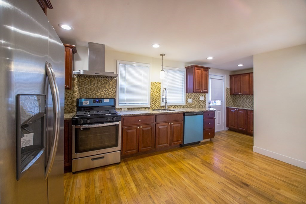22 Brewster Road Framingham, MA 01702 - Photo 16 of 42 Gallery Image 16