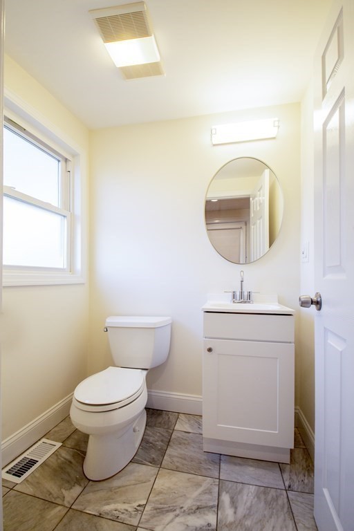 22 Brewster Road Framingham, MA 01702 - Photo 36 of 42 Gallery Image 36