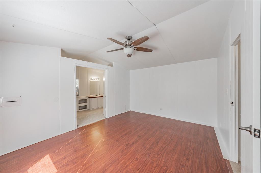 419 Wood River Road Millsap, TX 76066 - Photo 20 of 25