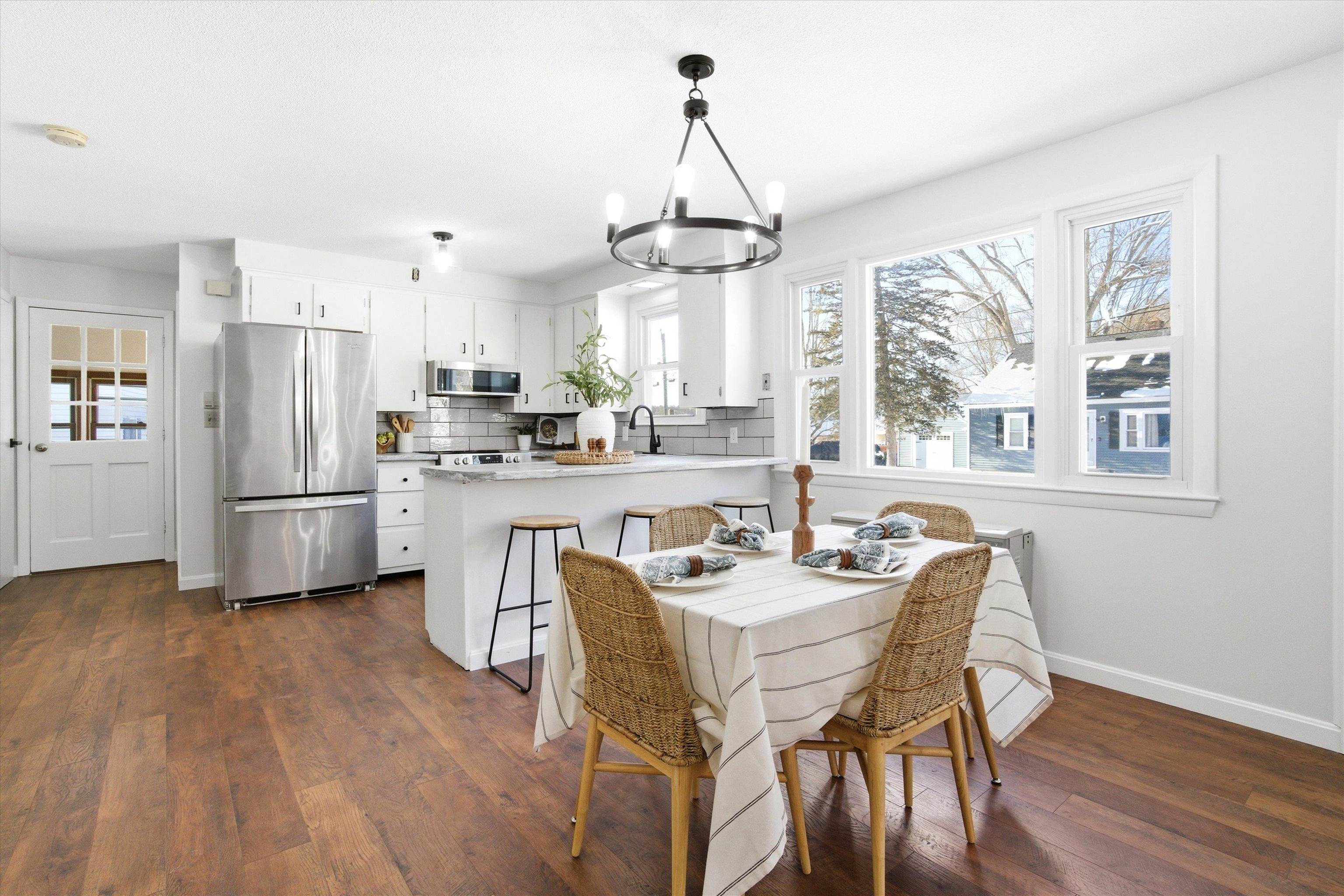 141 Bow Street Manchester, NH 03103 - Photo 12 of 44