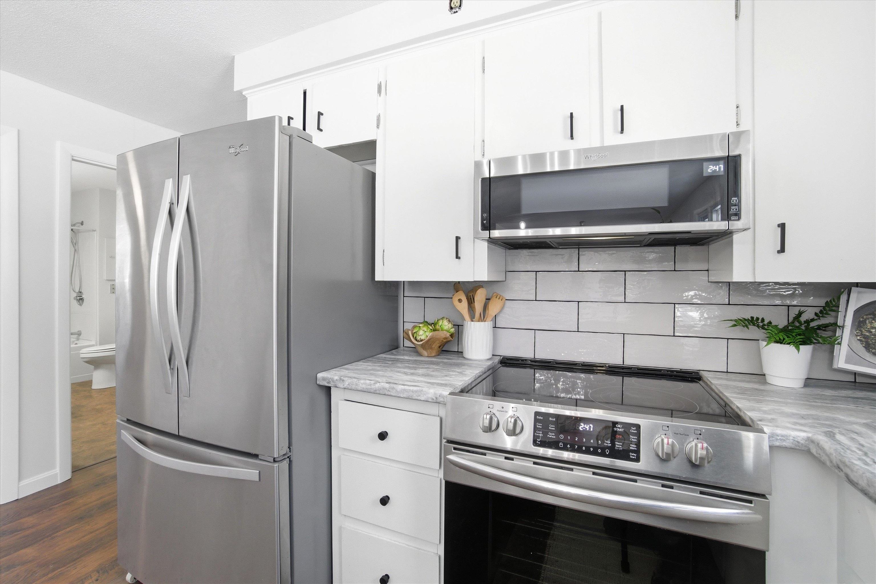 141 Bow Street Manchester, NH 03103 - Photo 15 of 44