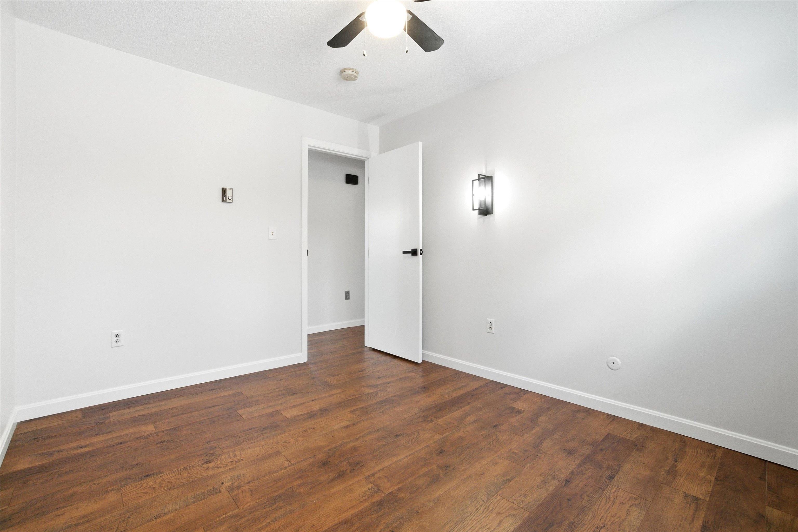 141 Bow Street Manchester, NH 03103 - Photo 26 of 44