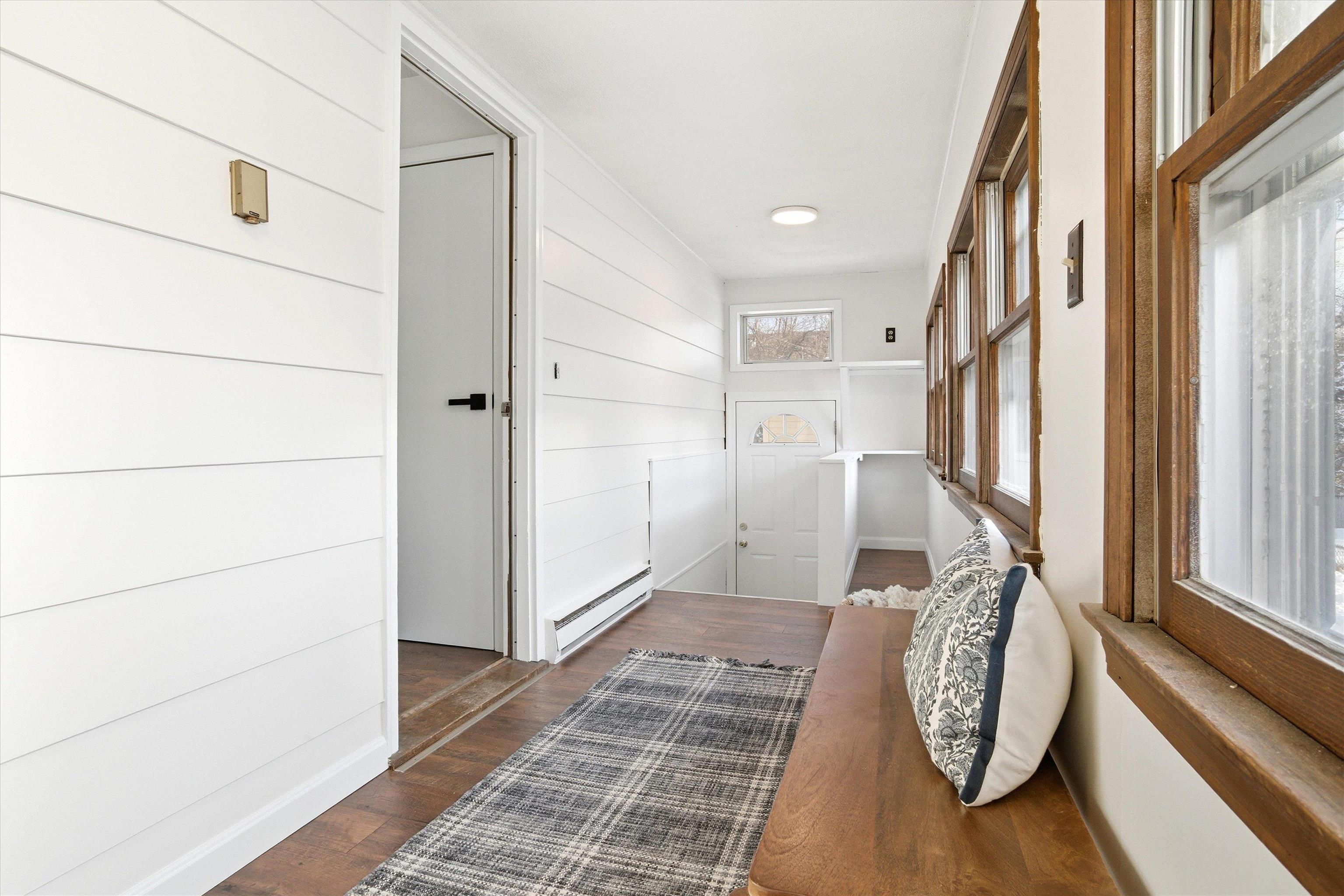 141 Bow Street Manchester, NH 03103 - Photo 27 of 44