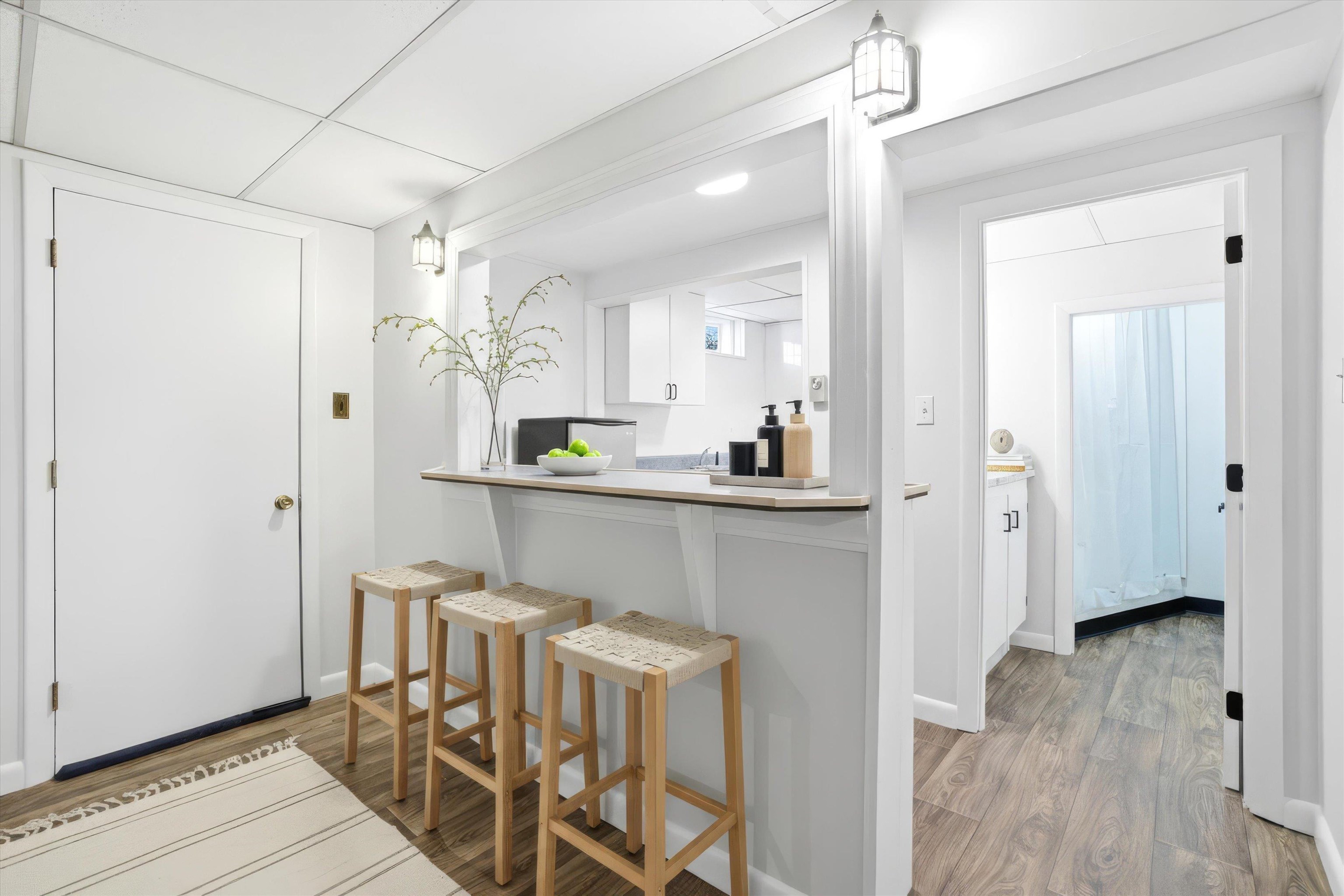 141 Bow Street Manchester, NH 03103 - Photo 36 of 44