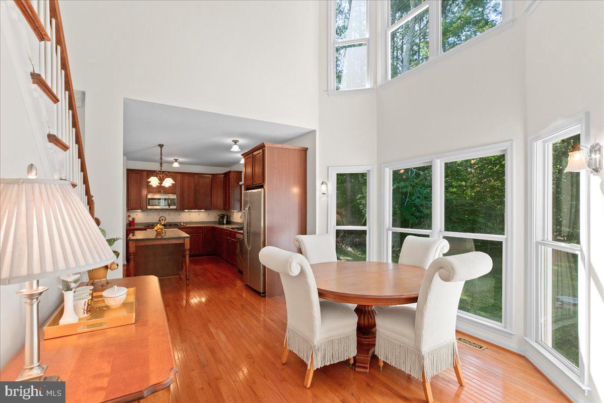 5 Beaver Ridge Road Stafford, VA 22556 - Photo 13 of 73 Informal dining- With Floor to ceiling window