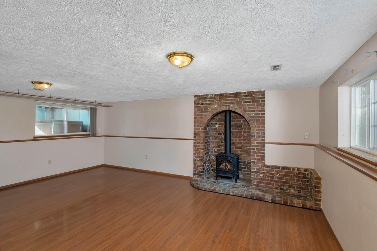 6216 South Cook Street Spokane, WA 99223 - Photo 20 of 37