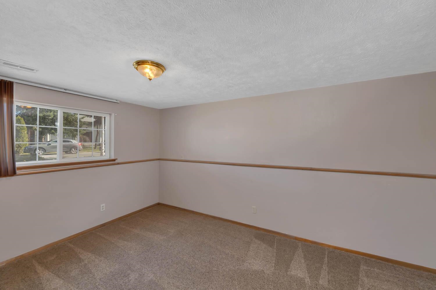 6216 South Cook Street Spokane, WA 99223 - Photo 23 of 37